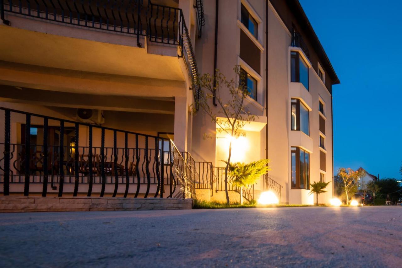 Breeze Villa Mamaia Nord Navodari Exterior photo
